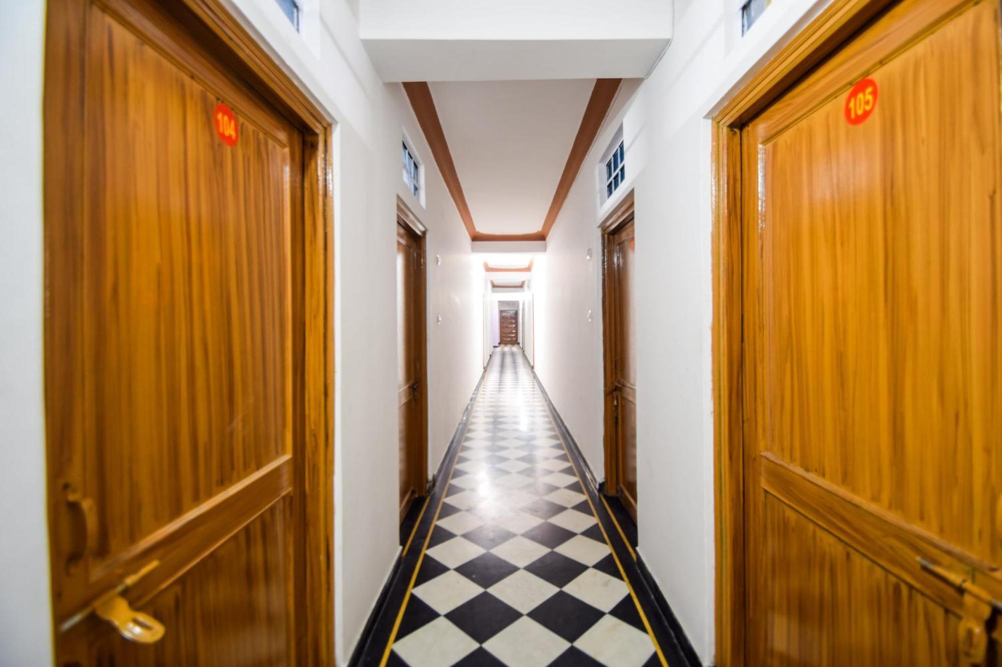 Hotel O Vip Udaipur Bagian luar foto